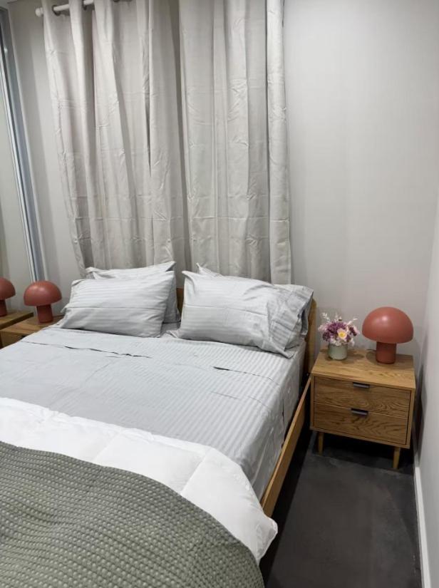 Entire Rental Unit In Waterloo, Australia 시드니 외부 사진